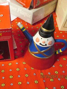 vtg Toy Soldier teapot hand painted Midwestern 90s in box